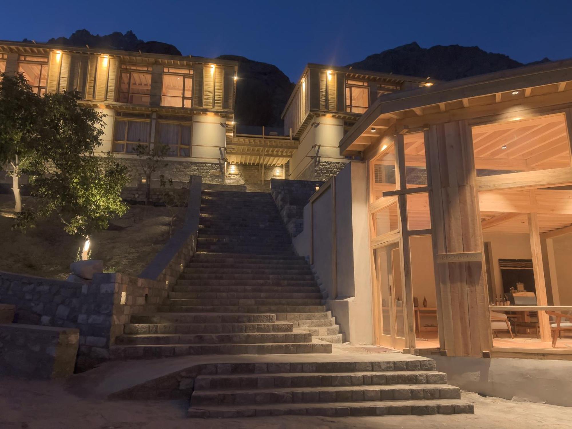 The Rihla Hunza - Managed By Luxus Hotel Karimabad  Exterior photo